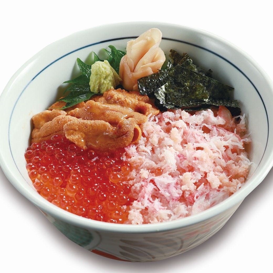 たまには贅沢に♪
北海三種丼