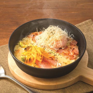神戸元町ドリア リンクス梅田店_【平日限定】スープ・サラダ付き選べるランチメニュー ￥1140(税込￥1254)から