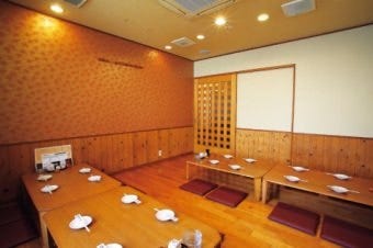 ゆったり個室 八幡西区 東区で食事 ディナー 人気の完全個室 ソファー席など ぐるなび