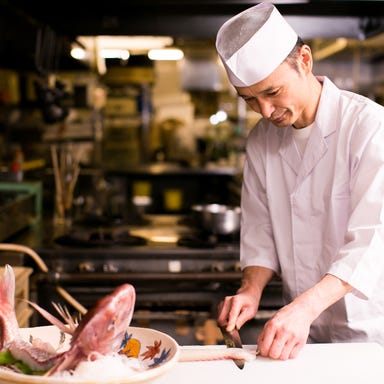 宴会和食居酒屋 藤よし 堺駅前店_こだわりの詰まった「プレミアム彩りコース」 5,500円 名物蓮根万十+黒毛和牛ひとくちステーキ