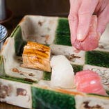 かつては寿司カウンターまで備えていたほど、寿司にかける思いは人一倍。