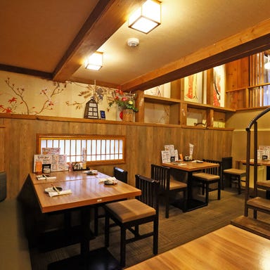 寿司と肉 芯 裏なんば店_2名様のテーブル席