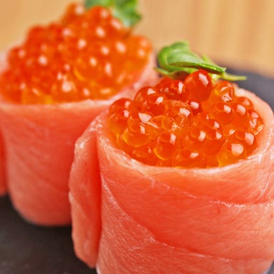 寿司と肉 芯 裏なんば店_本マグロのトロいくら軍艦