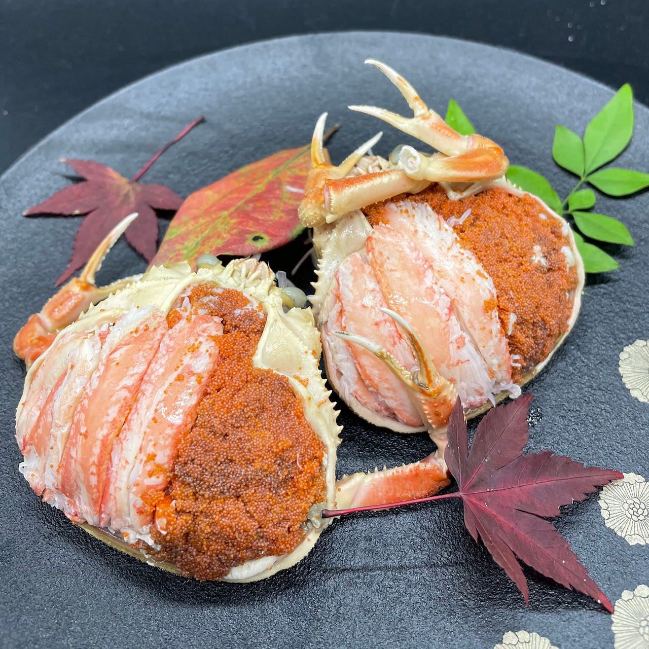 金沢の炭焼き小料理 かなざわ吟の「香箱の蟹面 土佐酢と共に」
