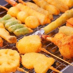 軽やかな食感で何本でもいける！本場大阪の串カツを食べ放題で