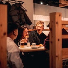 ロフト席や掘りごたつ席など様々な席種をご用意しています！