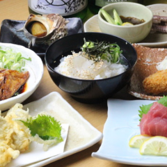 まるは食堂 JR名古屋駅店
