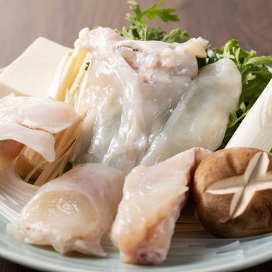 ふぐ市_店内手捌き！自慢のとらふぐ料理