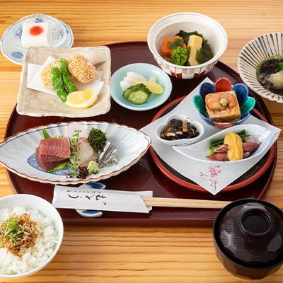 個室接待 カウンター 旬の会席料理 銀座 日本料理 むとう 銀座 懐石 懐石料理 ぐるなび
