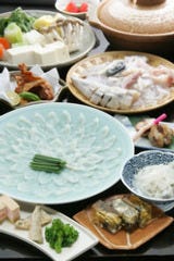 ふぐ 鰻割烹 新らく 