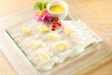 瀬戸内鮮魚のカルパッチョに自家製のレモンソース使用