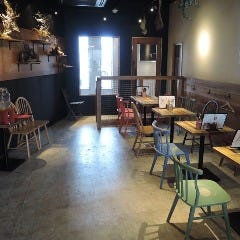 コーヒー＆バル RAI4GATE ‐ライヨンゲート‐
