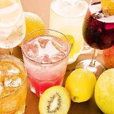 バラエティ豊かな飲み放題メニュー♪