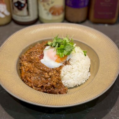 Cafe&Bar Manul_本格スパイスキーマカレー