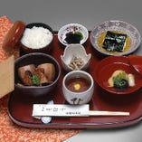 花御膳（ランチタイム　ディナータイム）