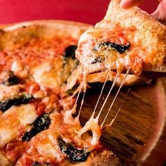 生地はお店で手作りしています！できたてあつあつをどうぞ！
