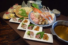 天然素材のみを使用した、贅沢鍋コース