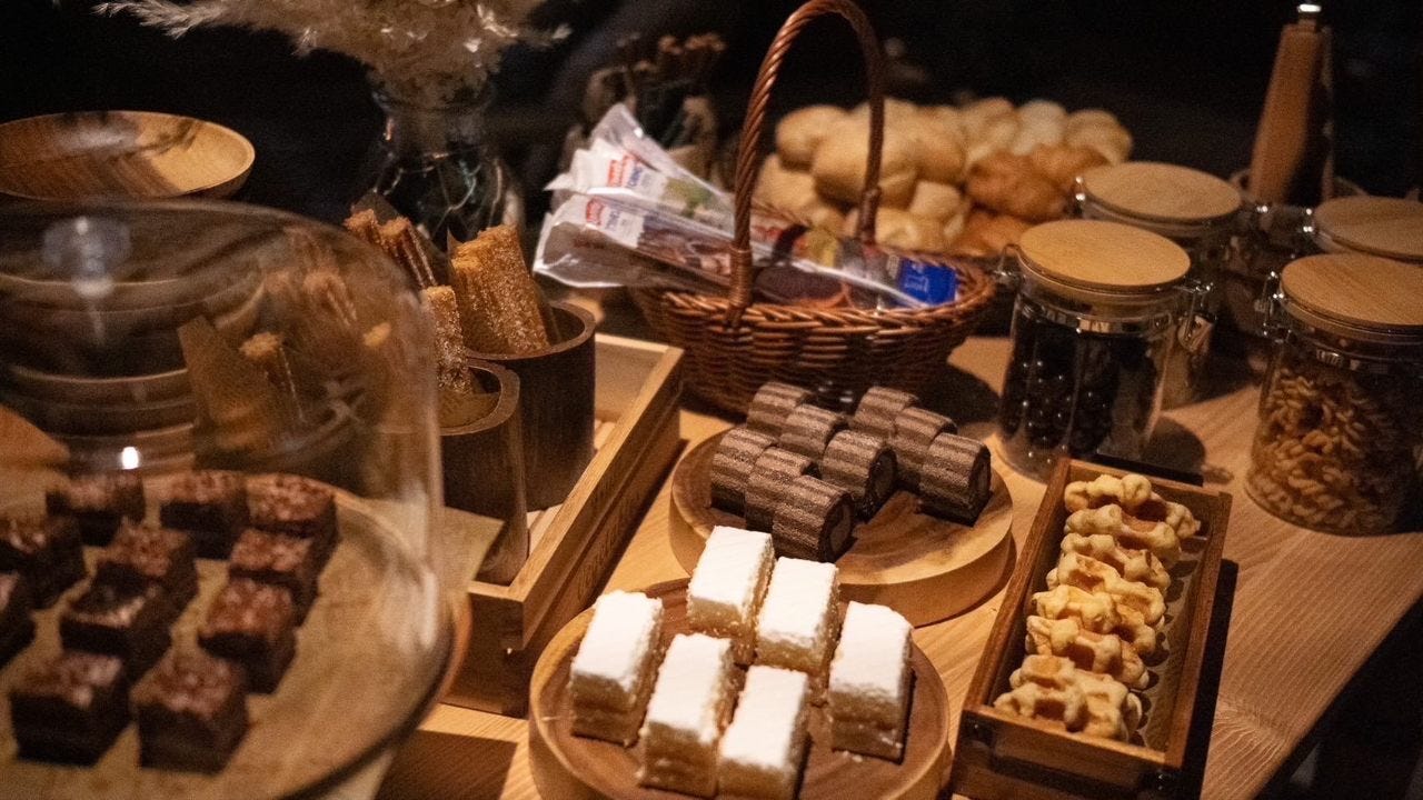 シーシャカフェ Charcoal 三軒茶屋店