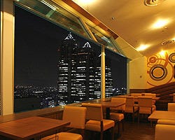 ゆであげパスタ ピザ ラ パウザ 新宿ｎｓビル店 新宿 イタリアン イタリア料理 ぐるなび