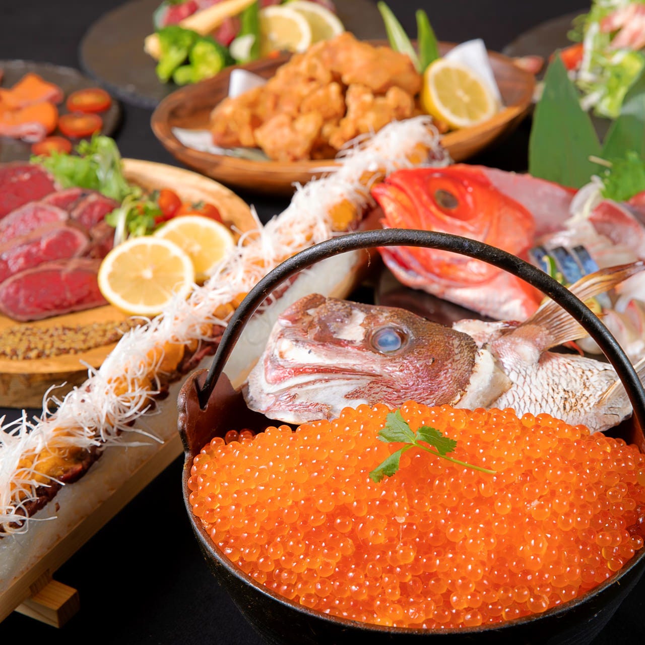 名物の熟成肉と熟成魚、両方が楽しめる贅沢なコースもご用意！