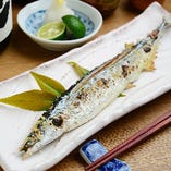 秋刀魚の天然塩焼き