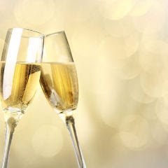 女子会コースはスパークリングワイン2種類も飲み放題付きです！