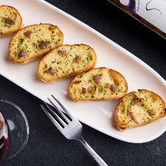 自家製ガーリックトースト