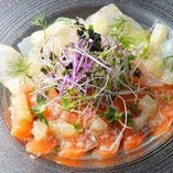 本日の魚と季節野菜のカルパッチョ柚子ビネグレット