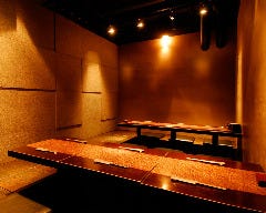 ダイニング 藁の火
