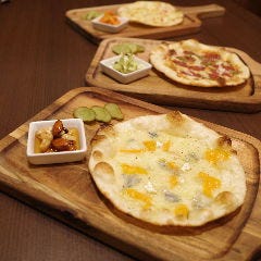 ミニサイズピザ。１～２名様向け。
