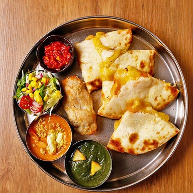 インドダイニング BINDU なんば高島屋店_【セット】カレーとナンを堪能できる大満足セット『スペシャルセット 』全6品