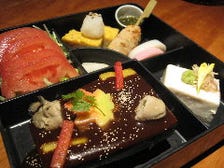 テイクアウト猿蔵弁当