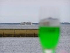 ソーダ水の中を・・・ 永遠のスタンダード　ドルフィンソーダ