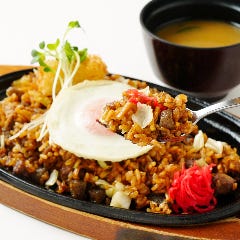 おすすめ! 【兵庫県産の牛スジを使ったそばめし】