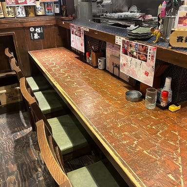 御殿酒場_【カウンター席】お仕事帰りや出張のお客様に人気のお席