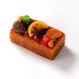 「福寿」純米吟醸のケーク オ フリュイ