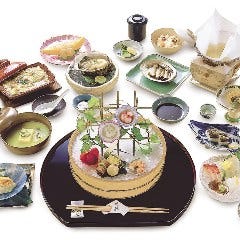 【会席料理】ハレの日、接待などおもてなしに。四季折々の素材を活かした京料理『平安』全11品