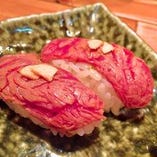 桜)馬肉寿司