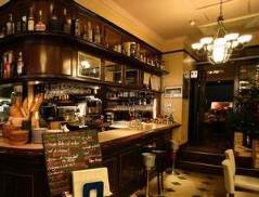 Ｂｒａｓｓｅｒｉｅ Ｖａ－ｔｏｕｔ