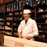 日本料理歴27年。榊原料理長が季節の献立をご提供