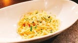 スパゲッティ　青森産にんにくのペペロンチーノ
Spaghetti "Pepperoncino"