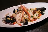 スパゲッティー　海の幸をふんだんに使ったペスカトーレ
Spaghetti Pescatore with Seafood