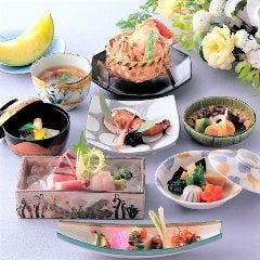 【ご法要会席／月花（げっか）】真心を込めたおもてなし 季節変わりのお献立全7品《椅子席個室有り》