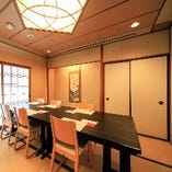 洗練と寛ぎの椅子席和個室