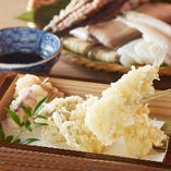 串天　揚げたてを串に刺して食べる天ぷら！単品から盛合せまでお好きなものをどうぞ