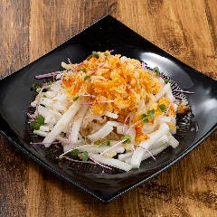 桜海老天と大根のおかかサラダ ほんのり梅風味