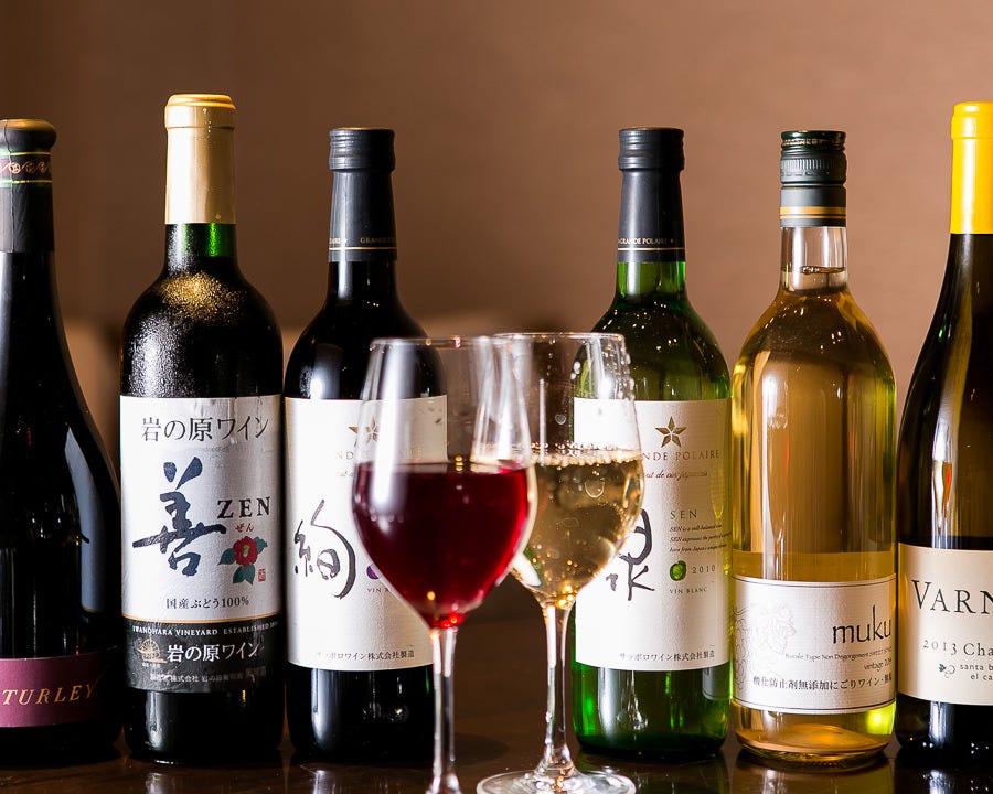 新潟県上越市のワイナリーが造る
岩の原ワインもございます