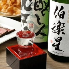 日本全国からオーナーが取り寄せた本格焼酎に地酒♪