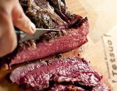 黒毛和牛のローストビーフ！ 国産のお肉を堪能しましょう。