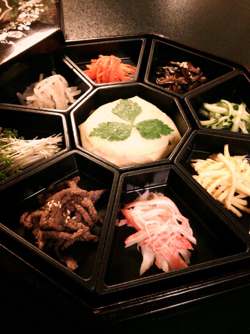 松の実（神楽坂/韓国料理） - 楽天ぐるなび